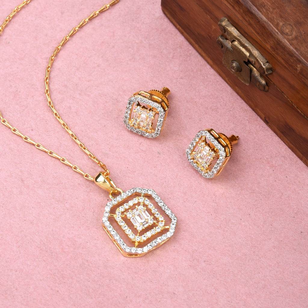 Sparkling Zircon Gold Plated Pendant Set : DVPENGJCZ79
