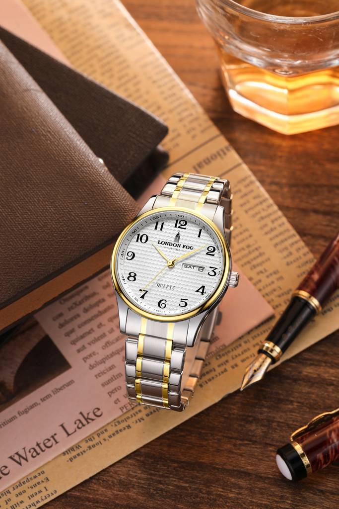Carnaby Collection Analog Quartz Watch For Men With Stainless Steel Strap And Day & Date Display : LFM10008-22