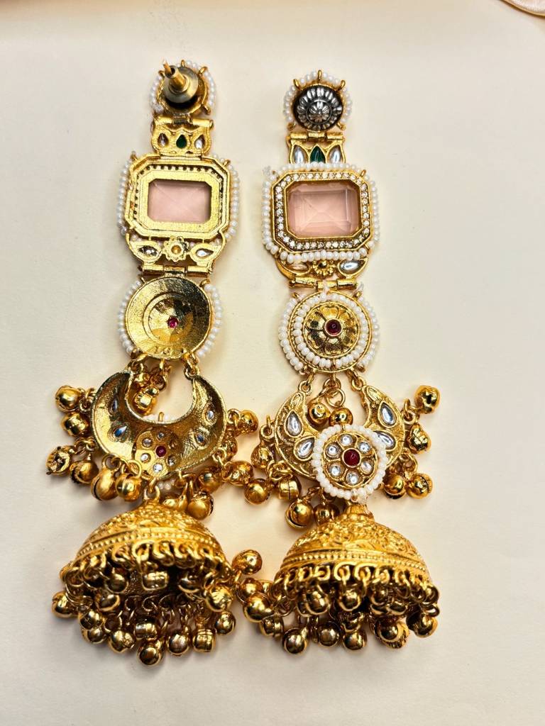 Gold-Plated Kundan And Stone Long Chandbali Jhumka Earrings : VI26EROX100344
