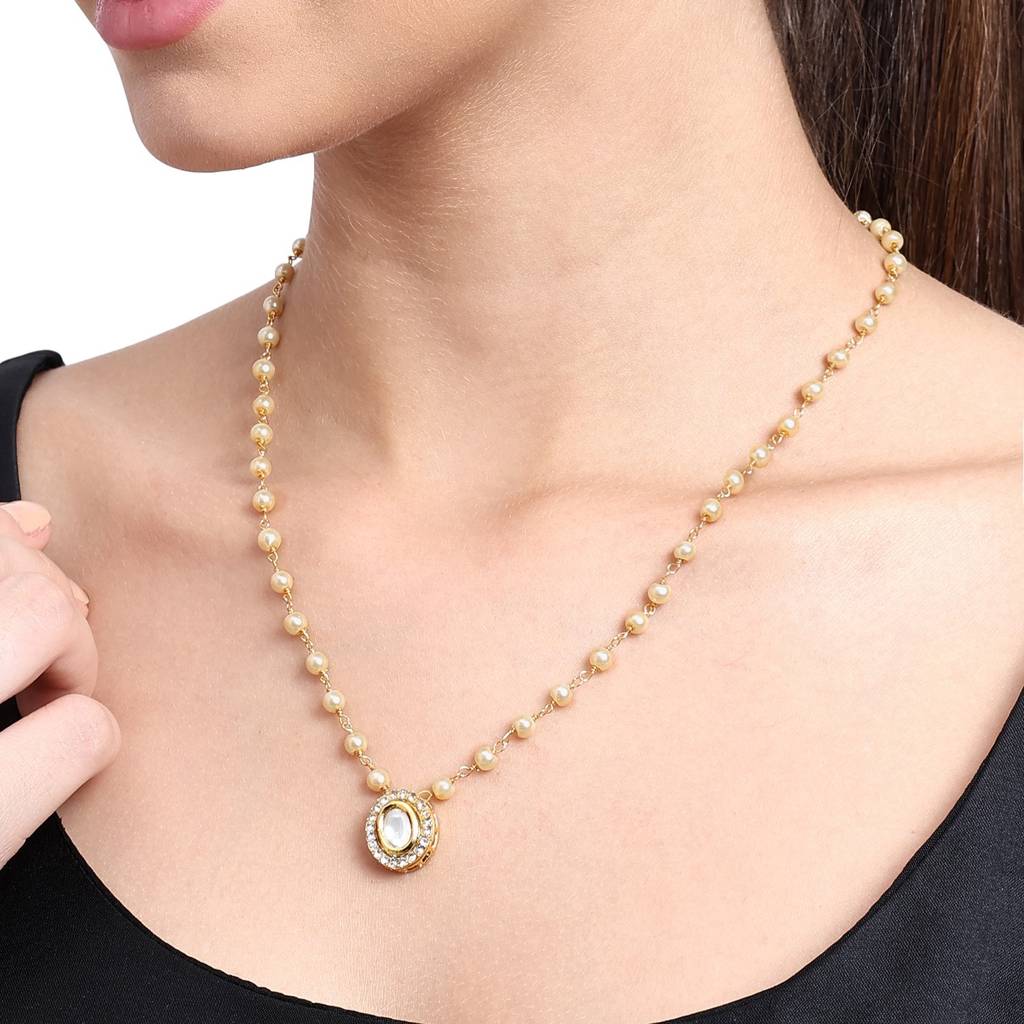 22Kt Gold-Plated Kundan Pearl Chain Necklace Set : PE10022