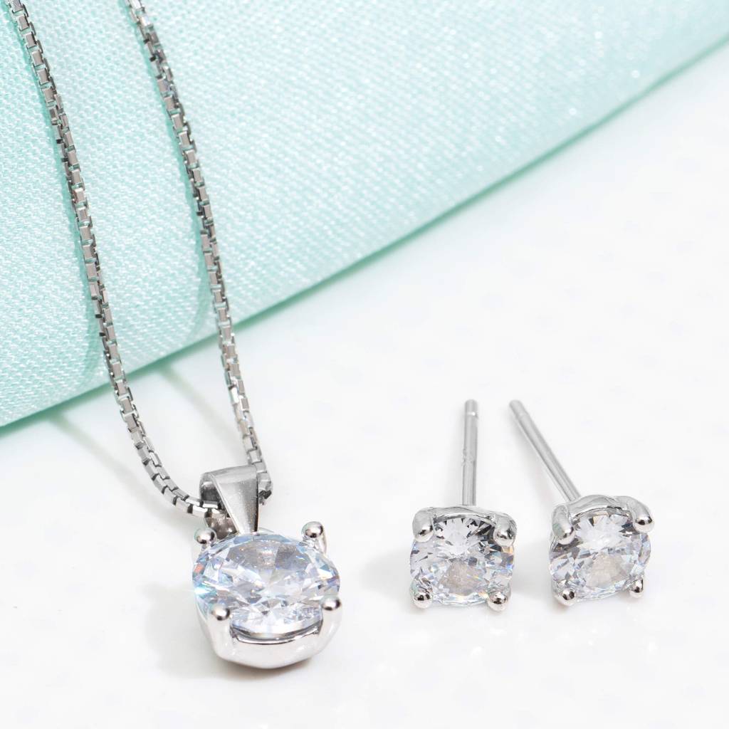 Sensational Solitaire 925 Silver Jewellery Set : JS-70035-C