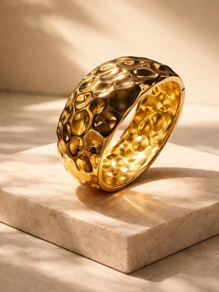 Sculptural Round Gold Cuff Bracelet – Anti Tarnish, Water Resistant : ATB694SRC