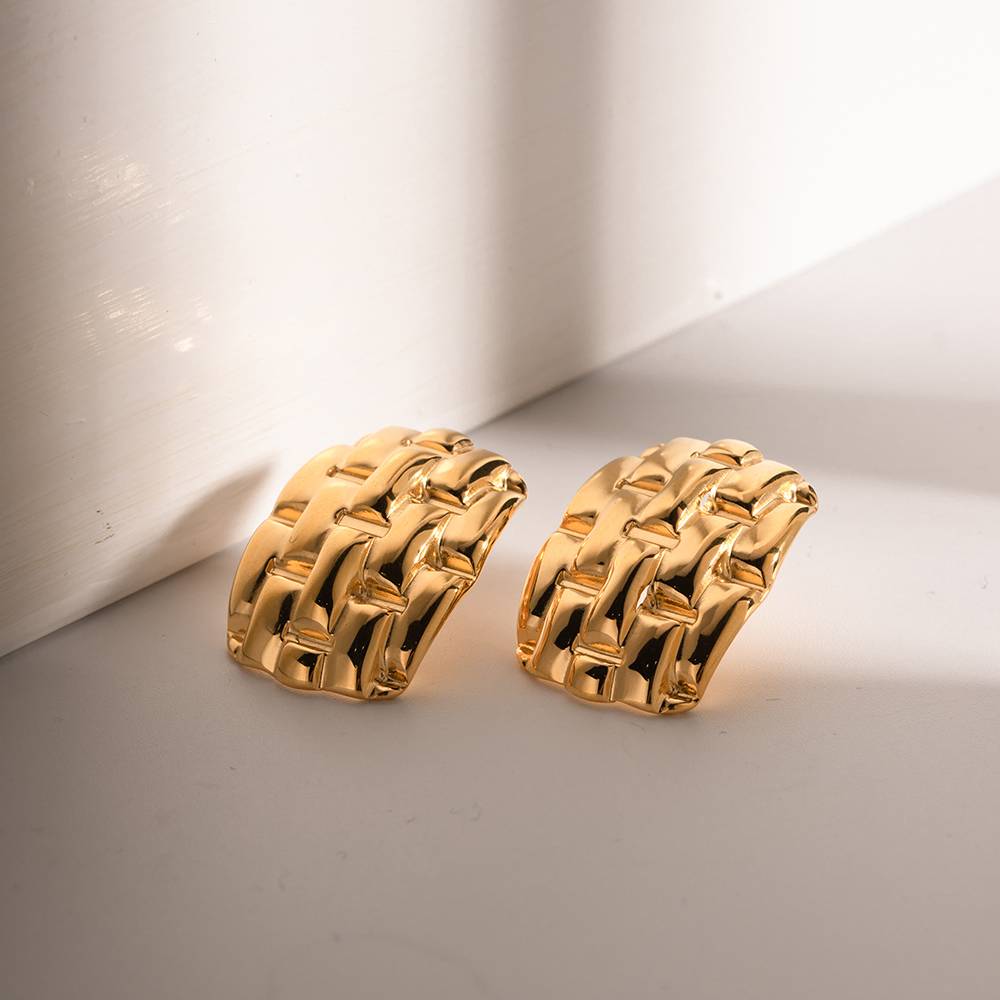 Brick Shine Gold Tops : BrickShineGoldStuds-JD-ER-TG-03