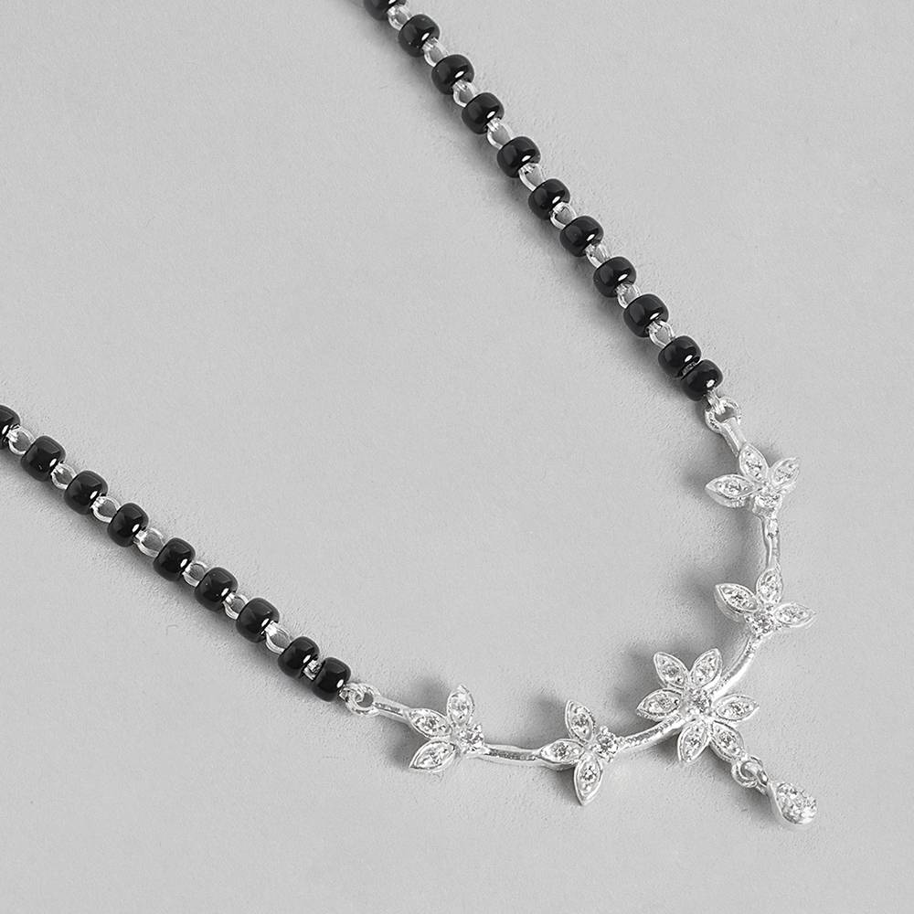 Silver Leaf Mangalsutra : Silver Leaf Mangalsutra : Silver Leaf Mangalsutra : Z125SG002N070