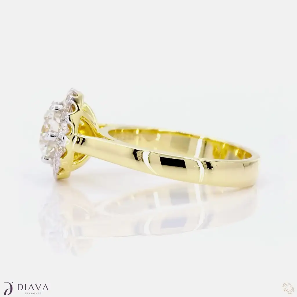Classic Round Halo Ring : ClassicRoundHaloRing