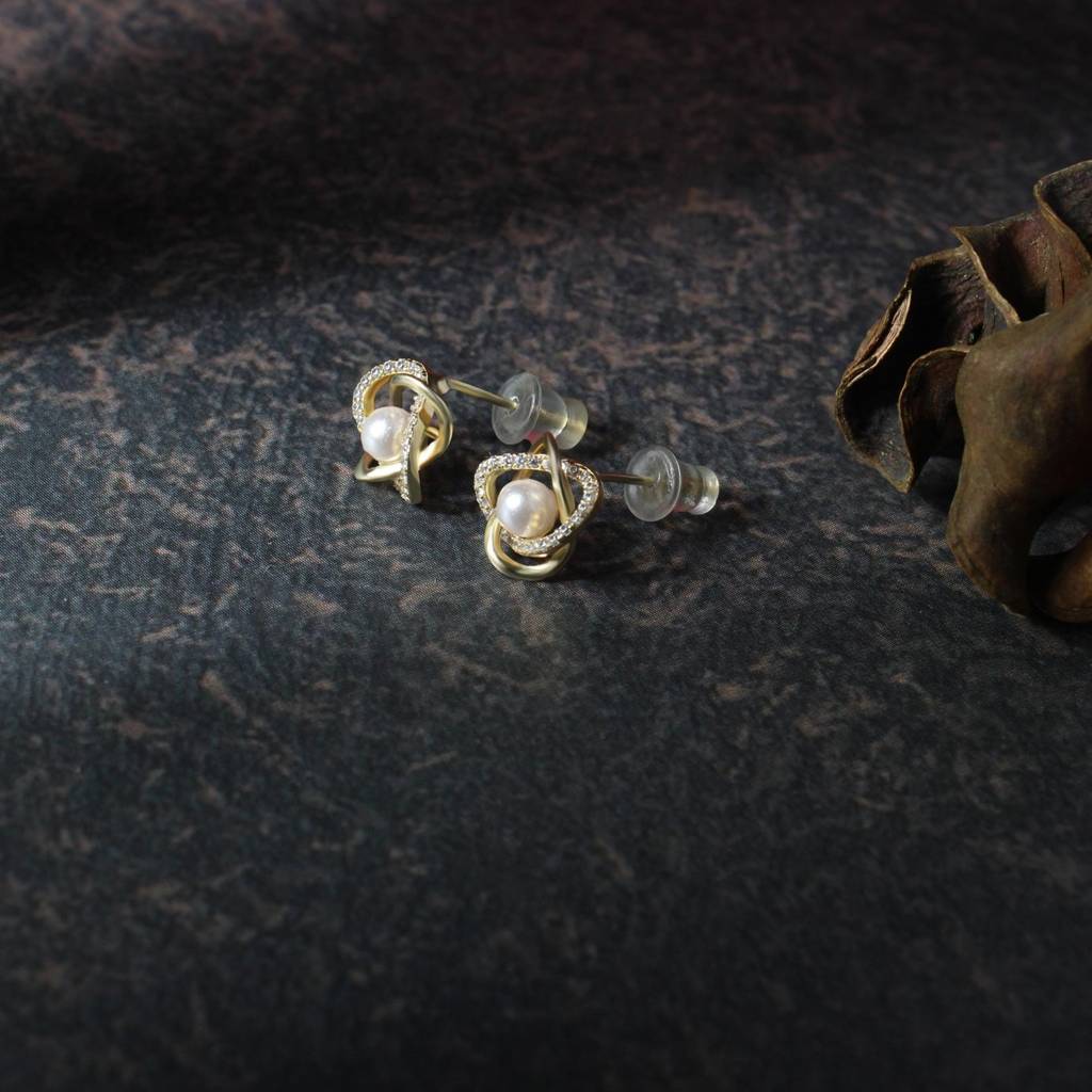 Golden Orbit Pearl & Zircon Stud Earrings : TRSRDJ0188Gold