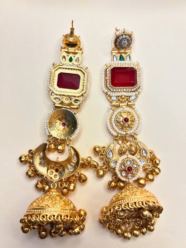 Gold-Plated Kundan And Stone Long Chandbali Jhumka Earrings : VI26EROX100342