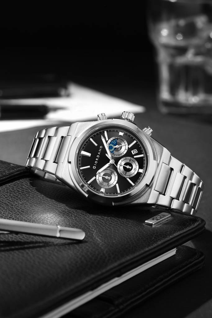 Giordano Luxury Multifunctional Watch For Men With Round Dial, Date Display And Stainless Steel Strap : GZ-50152-22