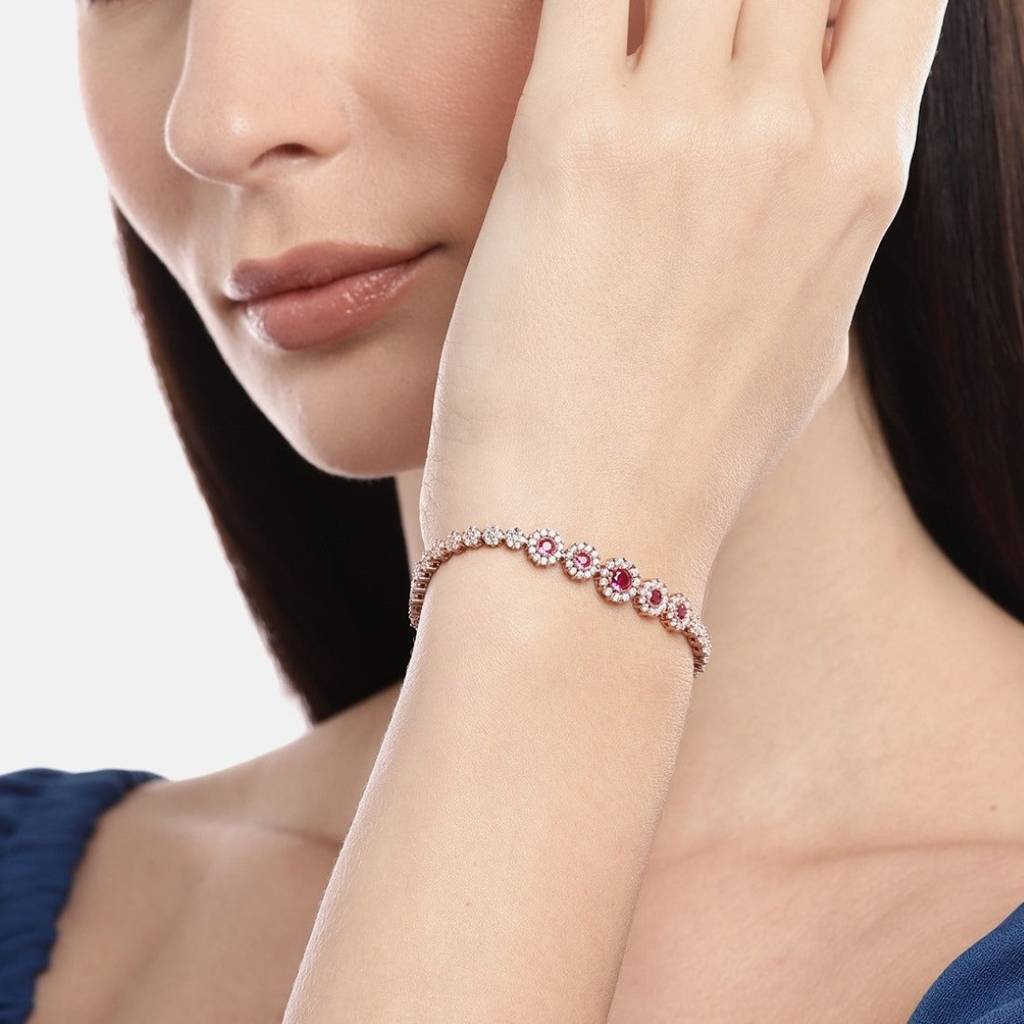 Rose Petal Adorn 925 Sterling Silver Adjustable Floral Bracelet : BR-80215-RG
