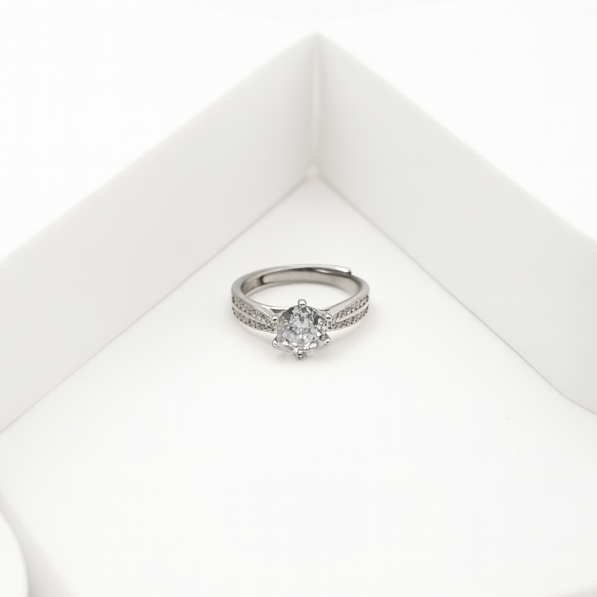 Sterling Silver Radiant Promise Split-Shank Ring : RGS023