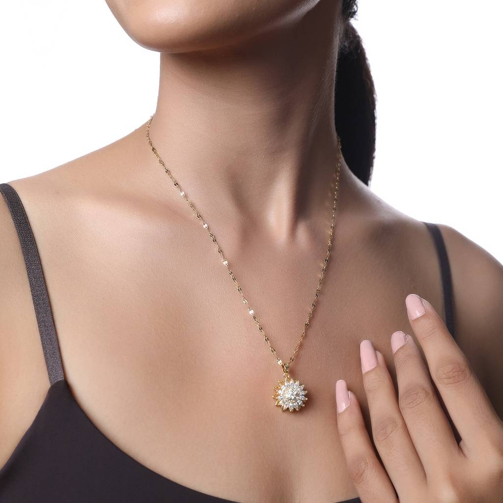 Double-Layer Rotating Sunflower Pendant Necklace : C-501