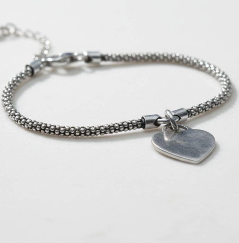 The Urban Love Charm Bracelet : CLBRRHTH01