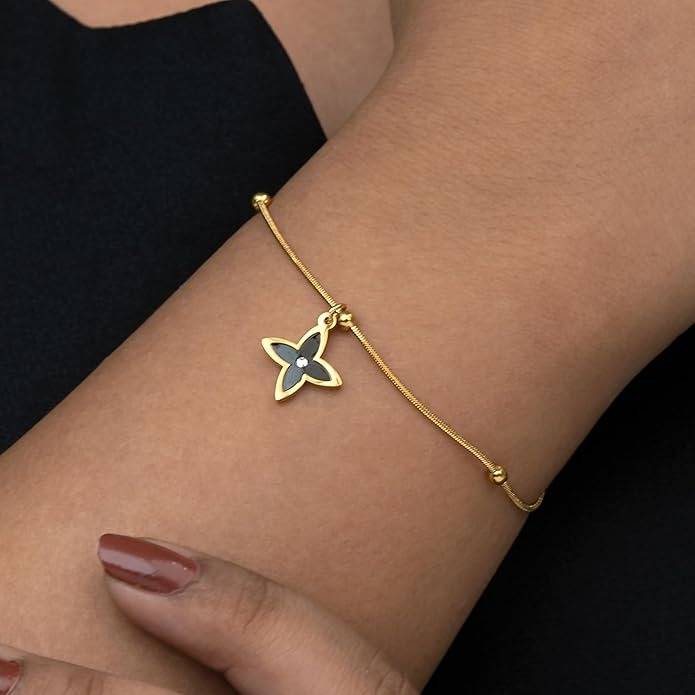 Gold Plated Anti Tarnish Black Clover Charm Bracelet For Women : HSPS60MB0907