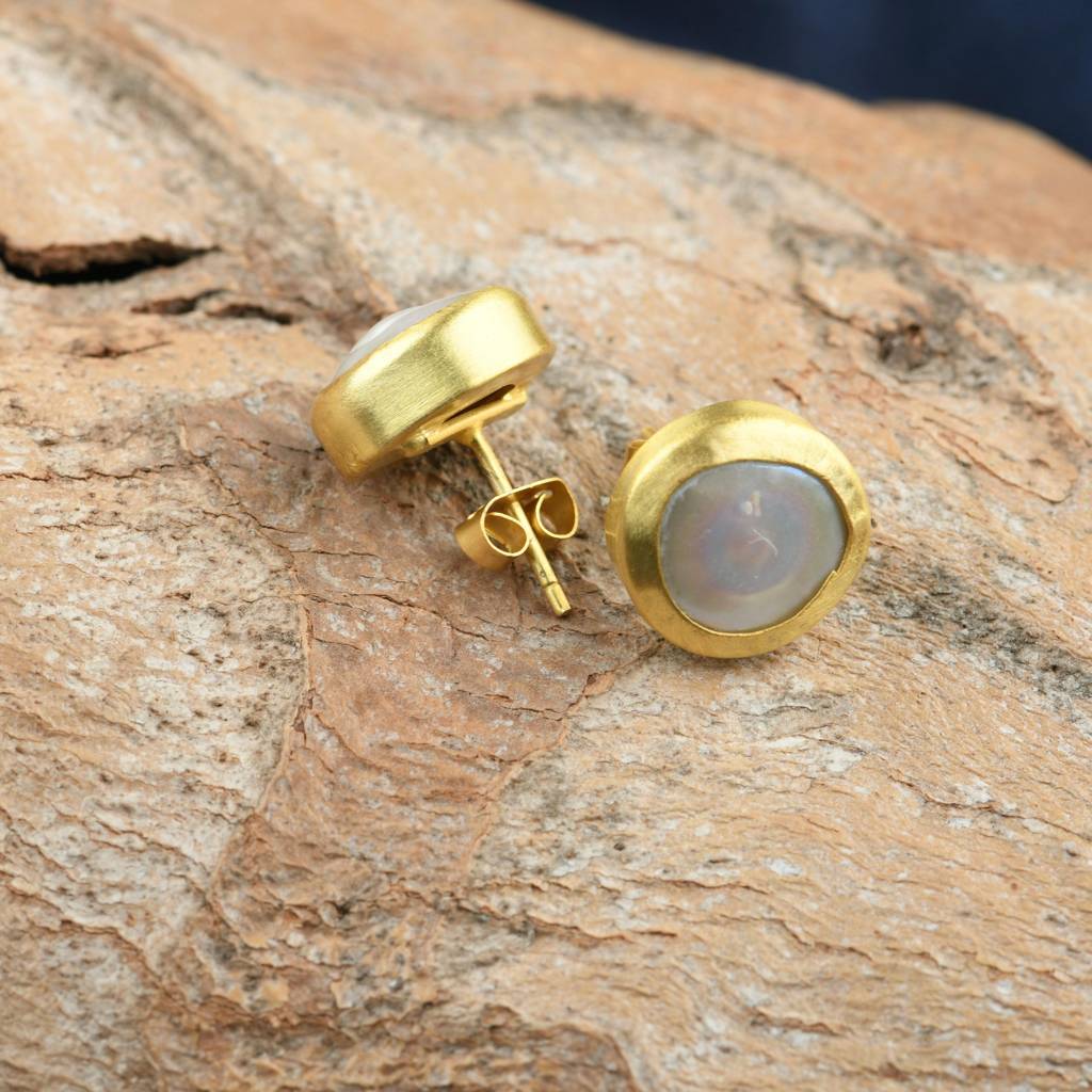Pearl Button Studs (13 Mm) : PRMBE03