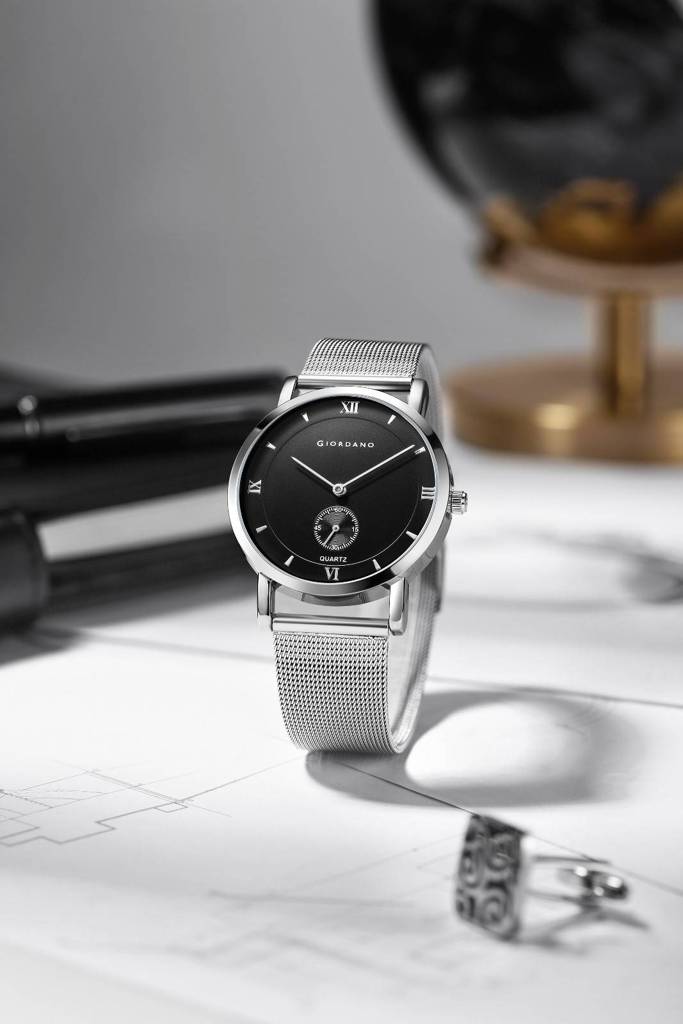 Giordano Classic Analog Quartz Watch For Men Â Mesh Metal Strap, Minimalist Dial With Roman Numerals, Slim Ele : GZ-50186-33