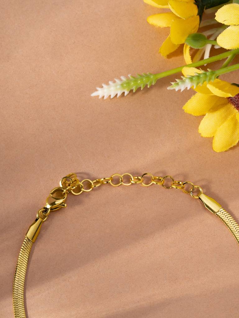 Palmonas Minimal Heart Linked Station Bracelet For Women - Waterproof & Anti-Tarnish : BR0428