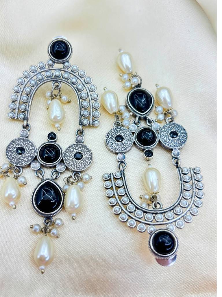 Silver Plated Oxidised Stone & Pearl Embellished Statement Chandbali Earrings : VI26EROX100337