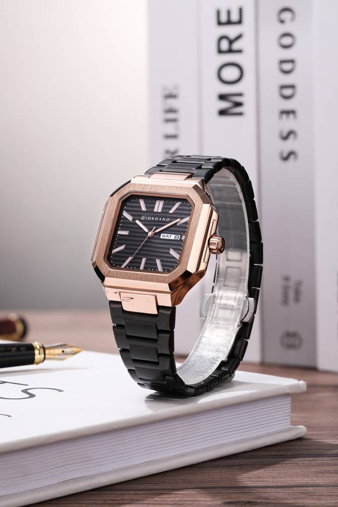 Giordano Square Formal Watch For Men – Textured Dial,Day & Date Display And Stylish Stainless Steel Strap : GZ-50140-11