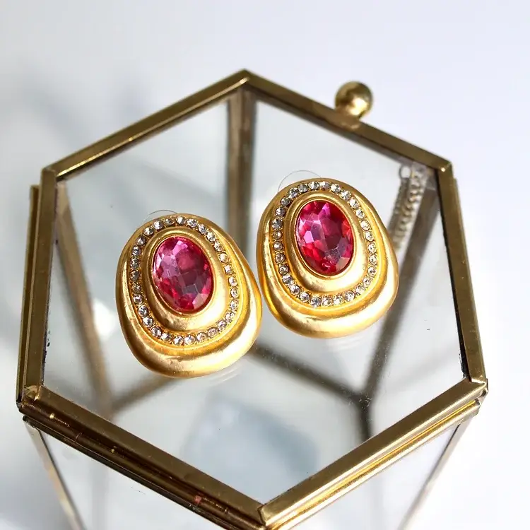 Vintage Pink Crystal Earrings : MJ09