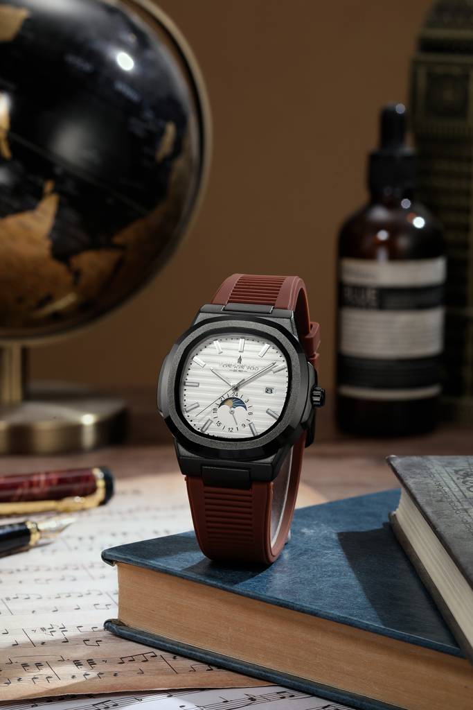 Greenwich Collection Analog Quartz Watch For Men With Textured Cushion-Shaped Dial, Date Display, 24-Hour Day-Ni : LFM10018-03