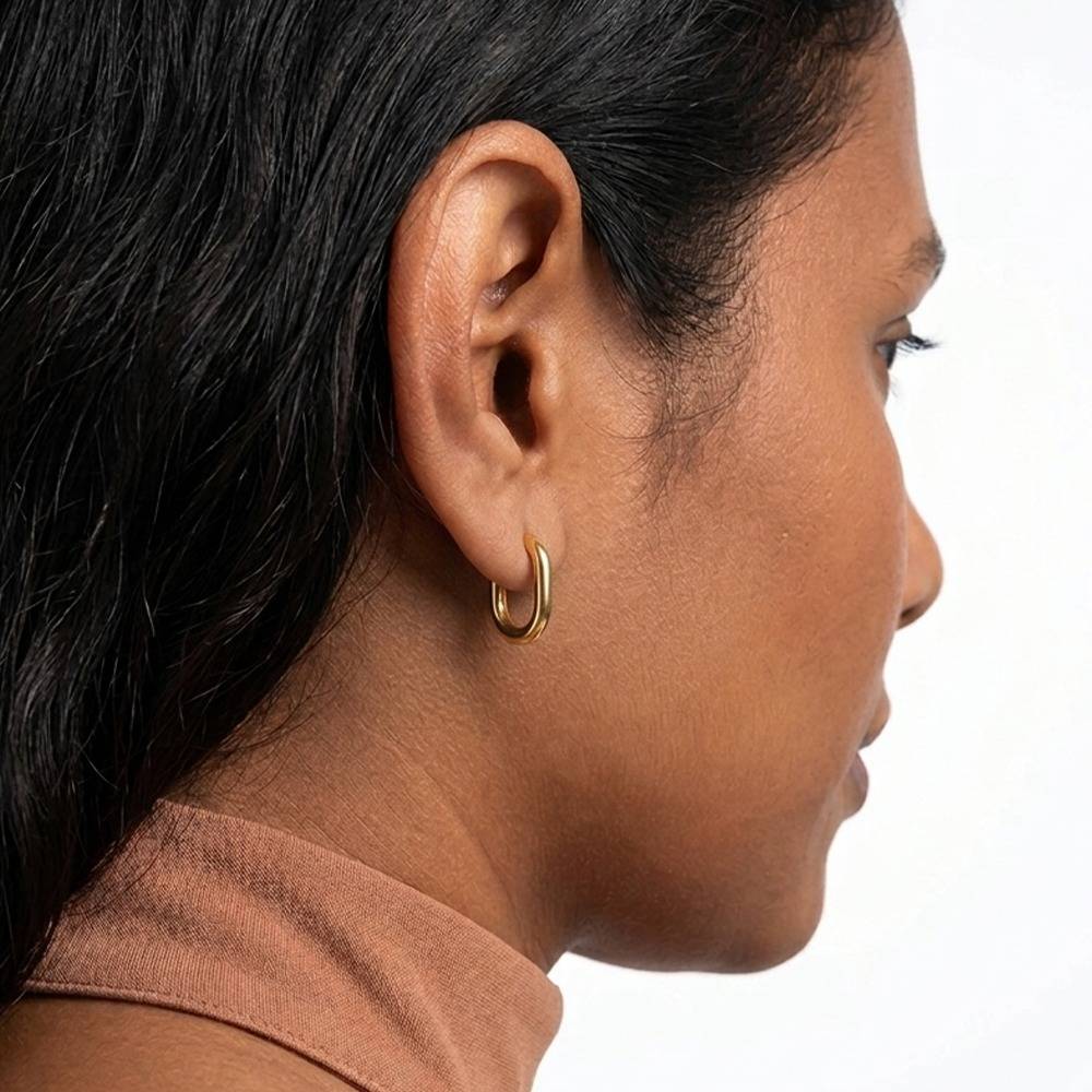 Gold-Plated Minimal Rectangular Hoop Earrings : 1005903