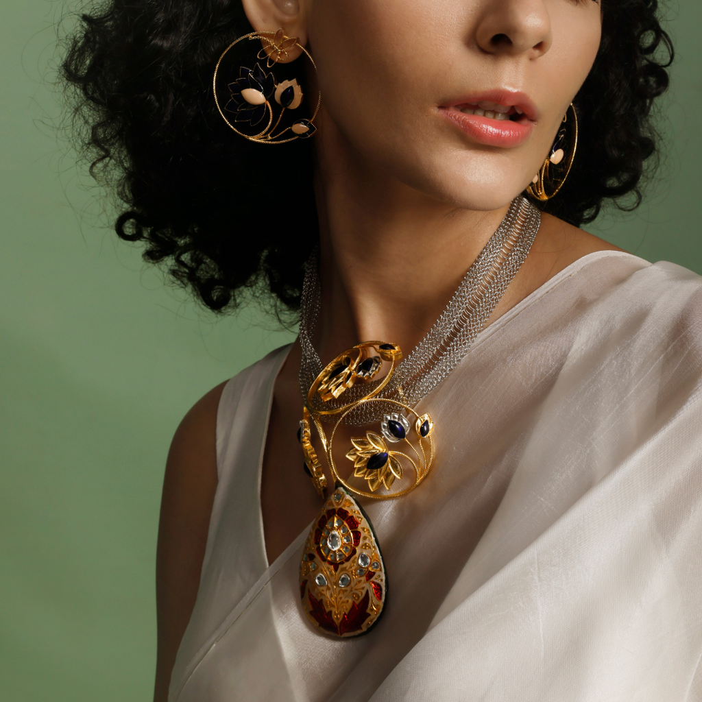 Drop Dead Dreamy Necklace : BR-2003