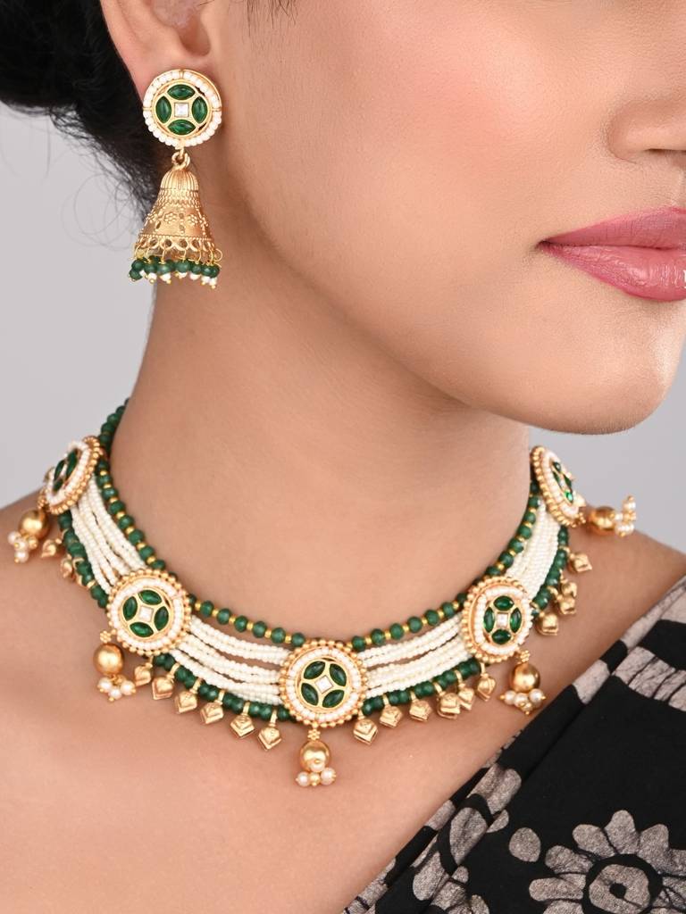 Gold Plated,Beads & Brass Necklace & Earring Set : S24AJNKS359GRN