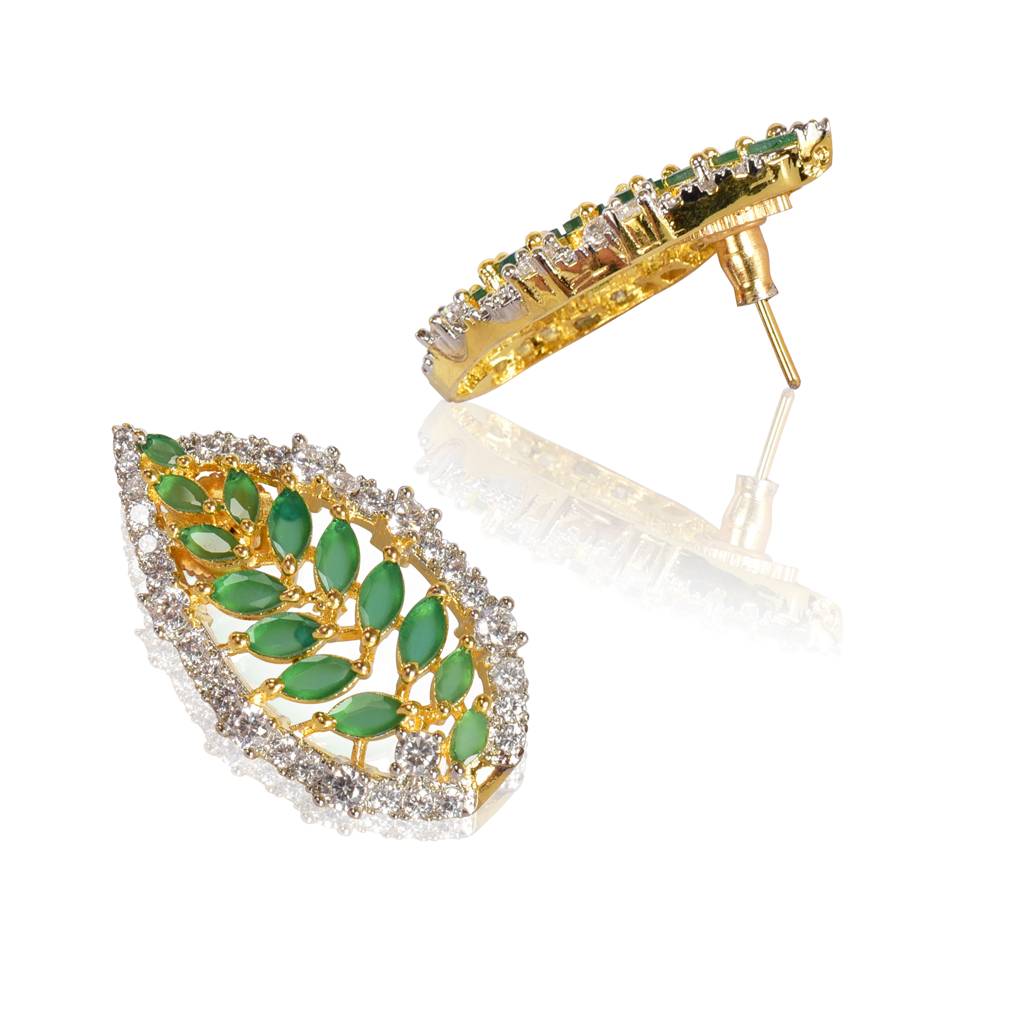 Leaf Stud Earrings : IE986B