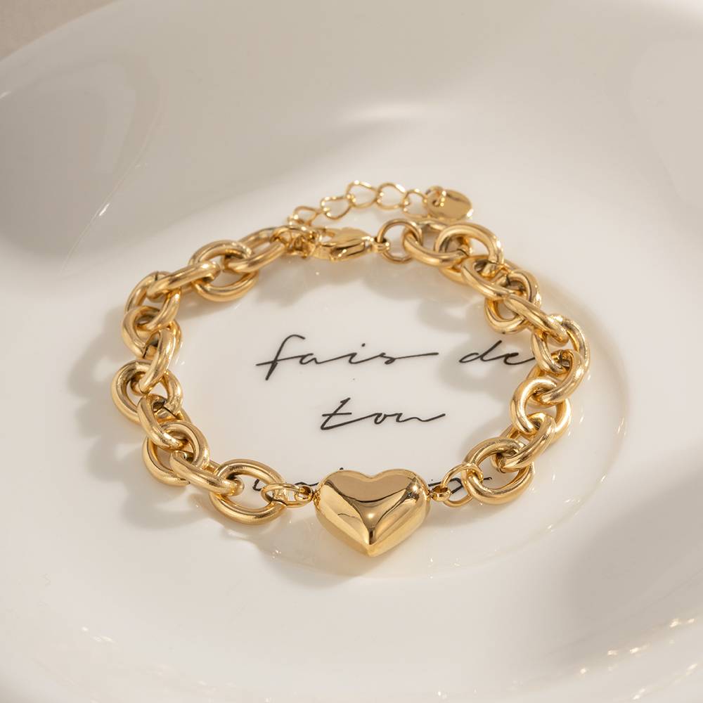 Aiza Heartfelt - Gold Loose Bracelet · Eternz