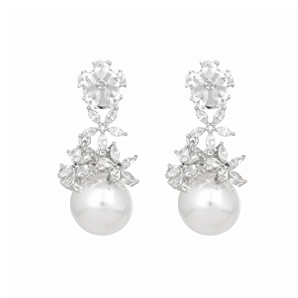 Pearl & Sparkle Anti Tarnish Diamond Earrings : YI24A0283E