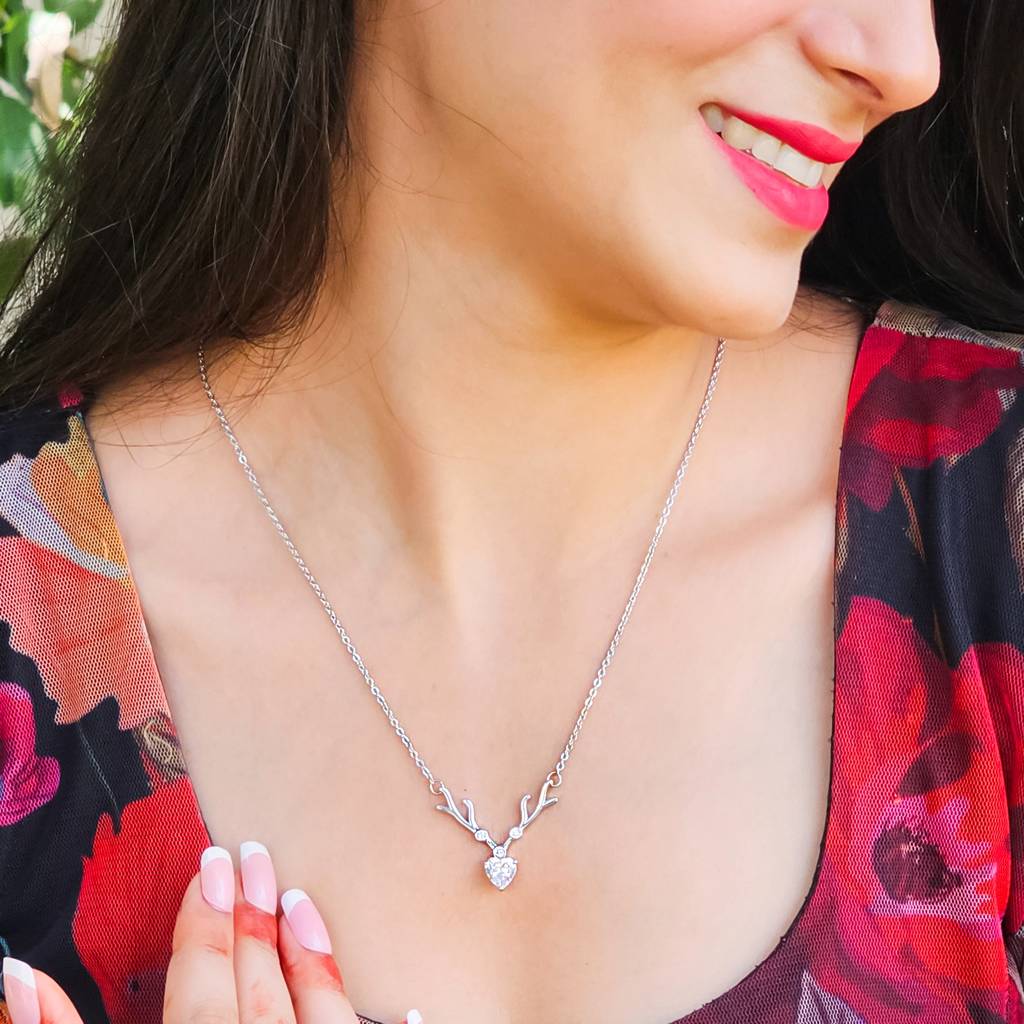 925 Silver Deer Heart Necklace : IS-NC-PC-1179