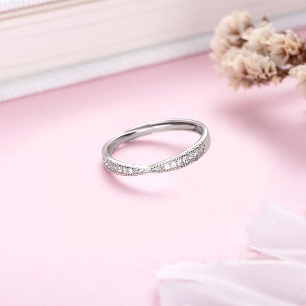 Cz Studded 925 Sterling Silver Women Ring (Adjustable) : RNG-40110