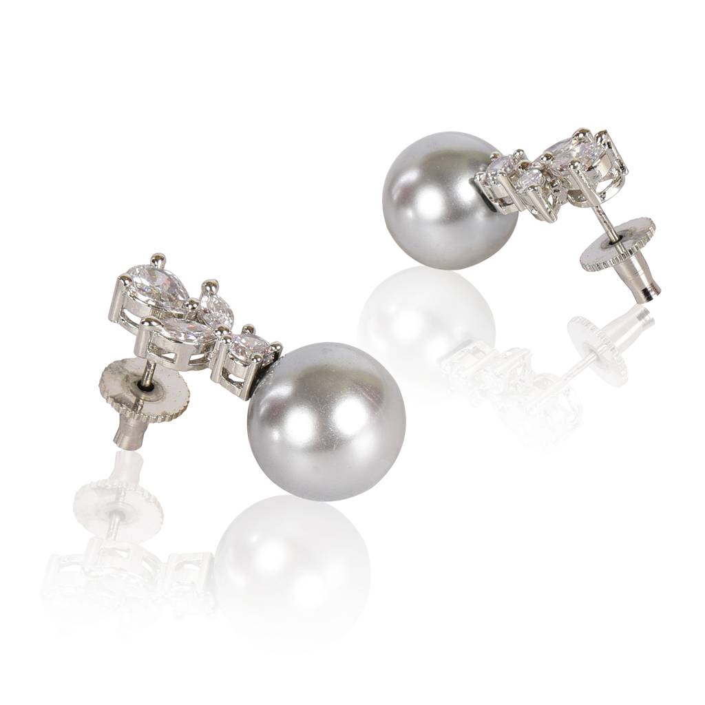 Classic Pearl Earrings : IE1020