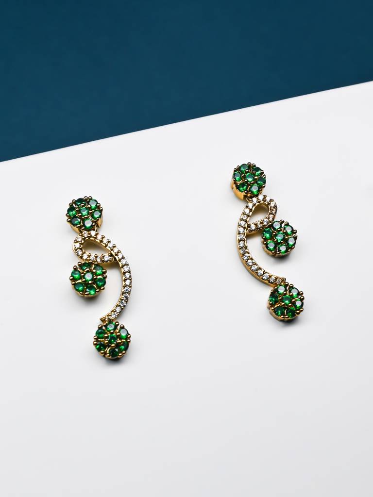 Aryahi Necklace With Earrings | American Diamond : RKNP000025