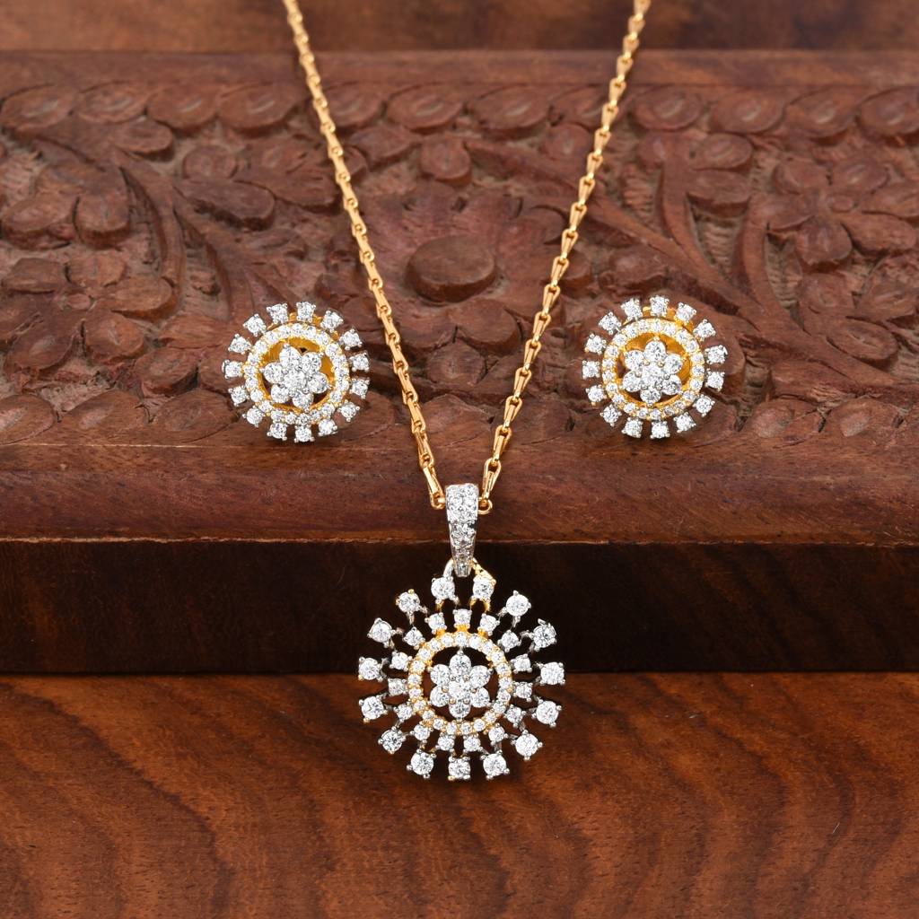 Minimalist Zircon Bar Gold Tone Pendant Set : DVPENGJCZ78