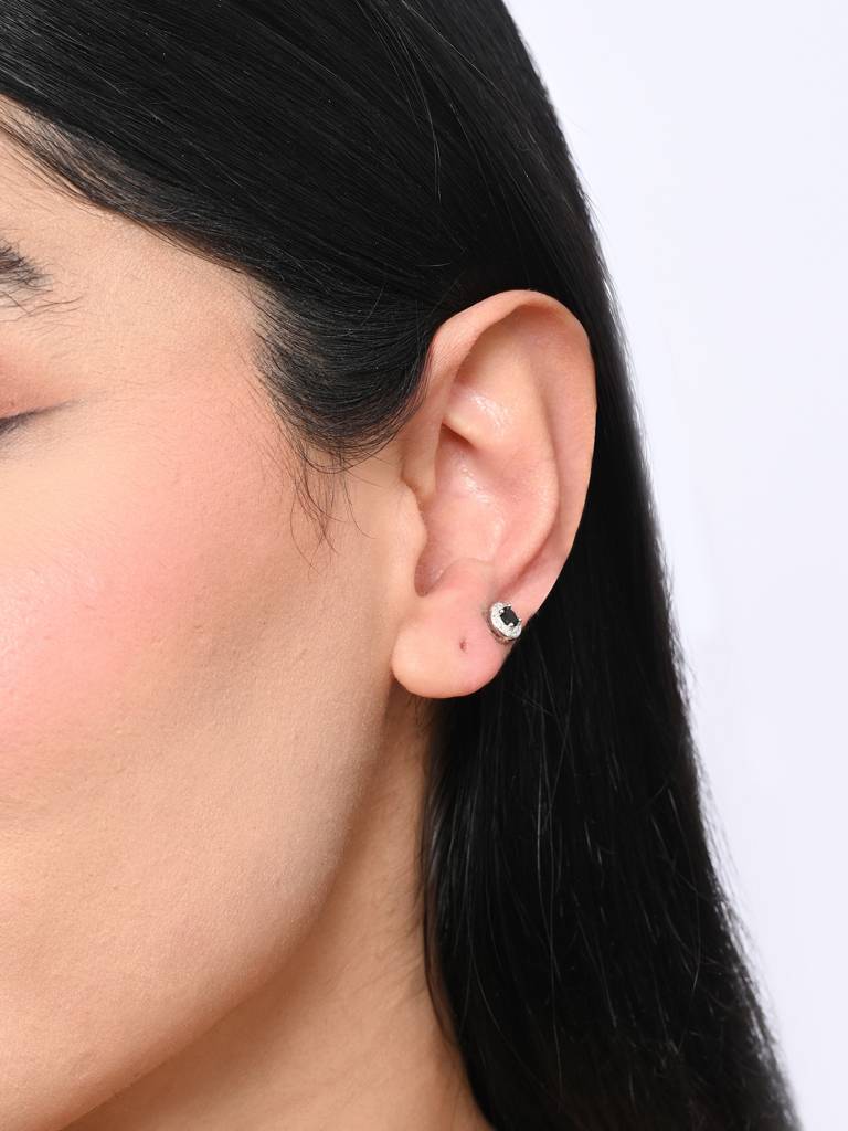 Midnight Pavé Silver Stud Earrings : EUS219