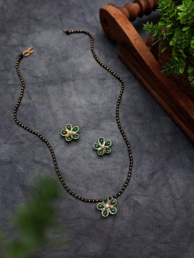 Forever Flowers -  Mangalsutra Necklace Set : PAMS06GR
