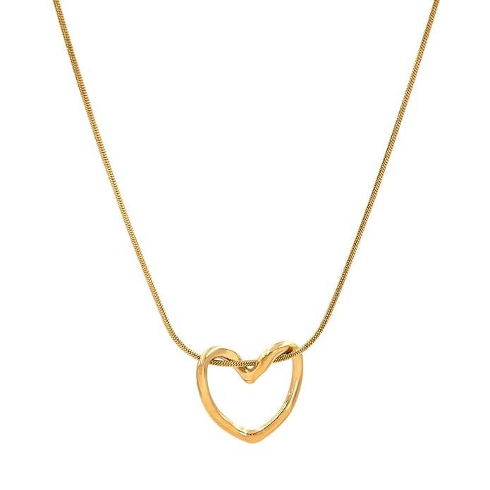 Gold-Plated Heart Shaped Pendant With Chain : HSPS60MB0520
