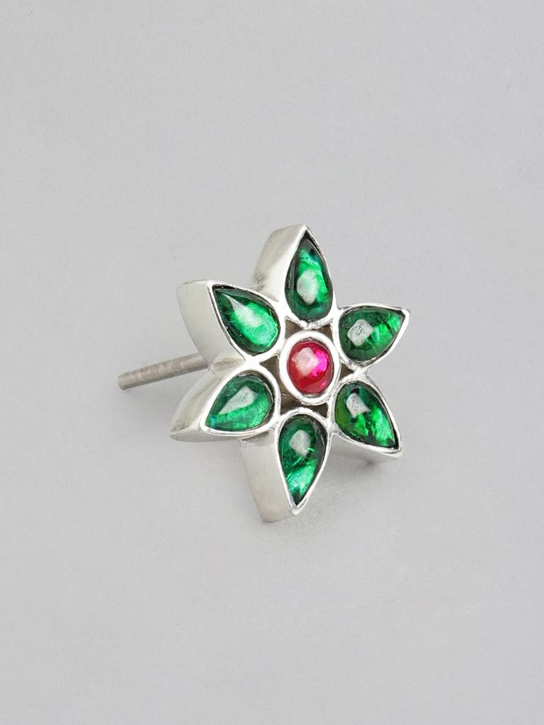 92.5 Silver Green Kundan Flower Stud Earrings : 92.5 Silver Green Kundan Flower Stud Earrings : 92.5 Silver Green Kundan