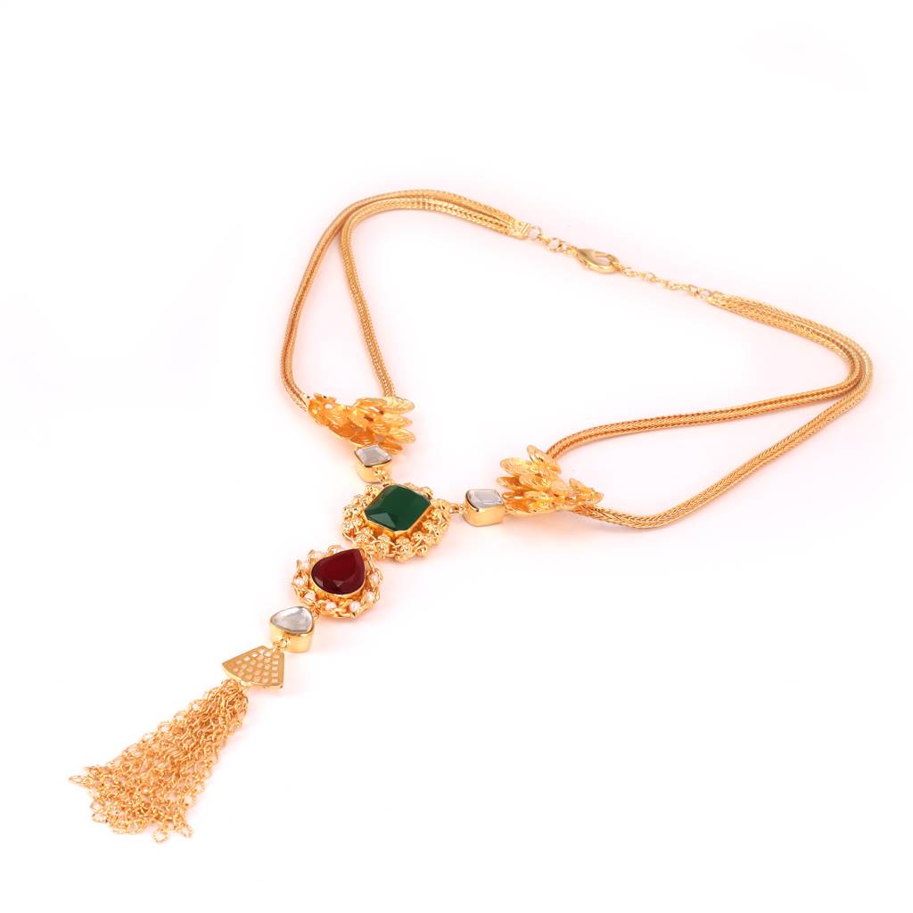 Emerald Crimson Elegance Handcrafted Necklace : AC-2002