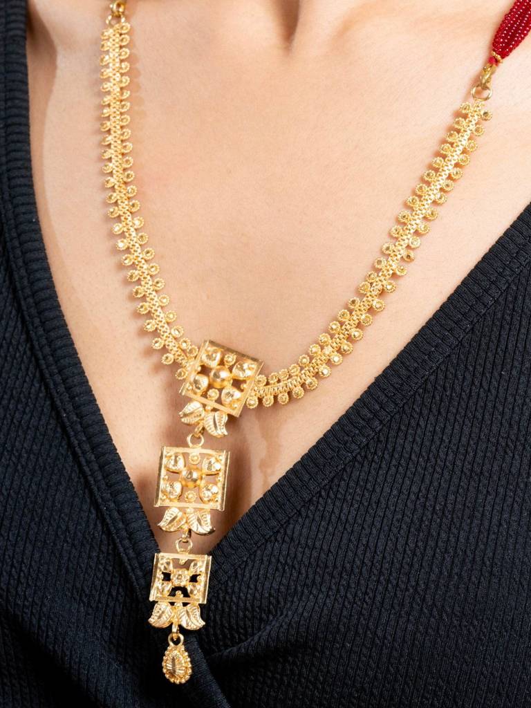 Gold Plated Floral Necklace Set : LAANP103