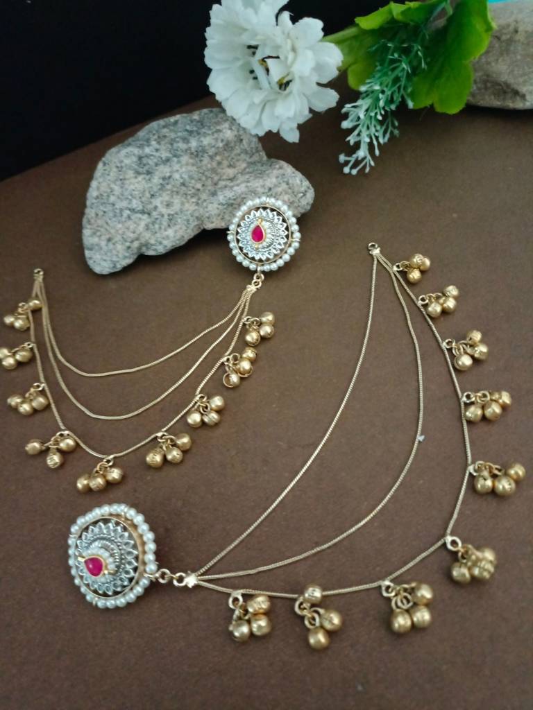 Traditional Gold-Tone Ear Chains (Kaan Chain) With Pachi Kundan Studs And Ghungroo Dangles : VS105329