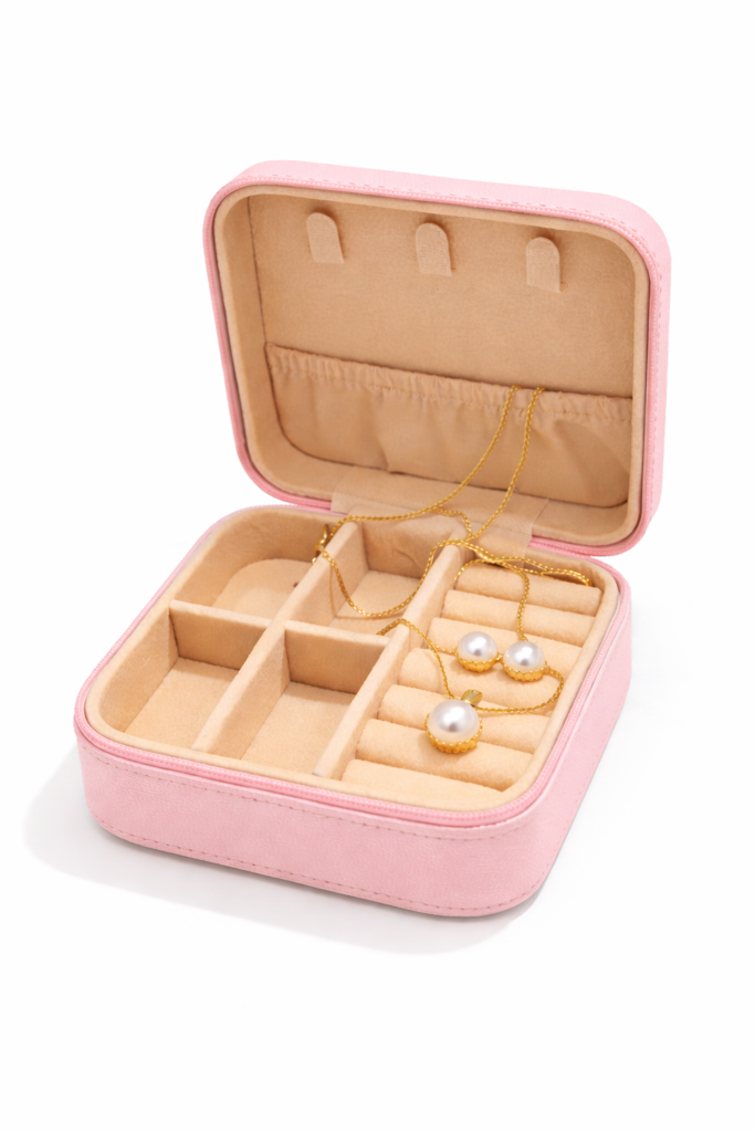 Minimal Pearl Pendant & Earrings With Jewellery Box : STLK8232