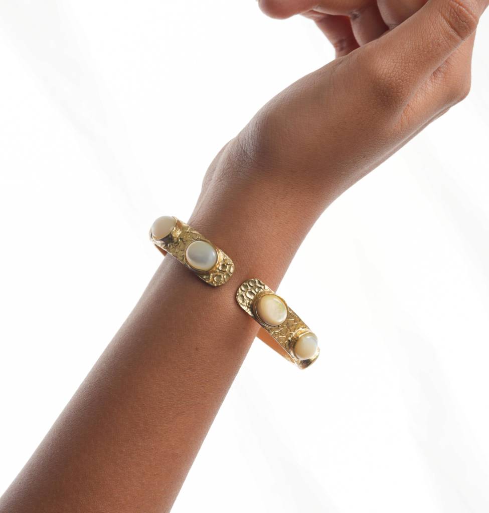 Emily Mother-Of-Pearl Cuff : GRB45