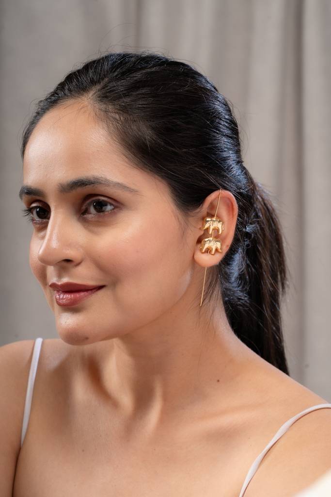 Anti-Tarnish 22Kt Gold-Plated Gaj Needle Earcuff-Single : EC06019