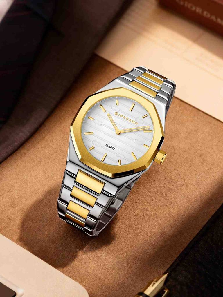 Giordano Elegant Analog Watch For Men With Octagonal Textured Dial, Stainless Steel Strap, Luminous Markers, And : GZ-50178-33