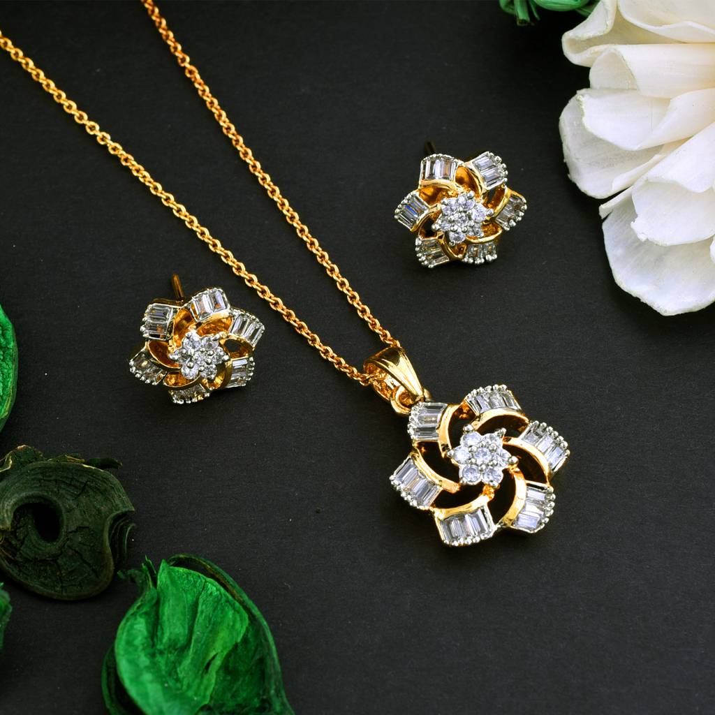 Lustrous Stardust Diamond Pendant Set With Chain And Earrings : PJPENGCZ30
