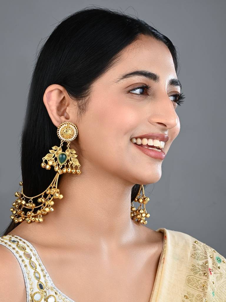 Gold Plated Studs With Ear Chains : S24KCER648GRN