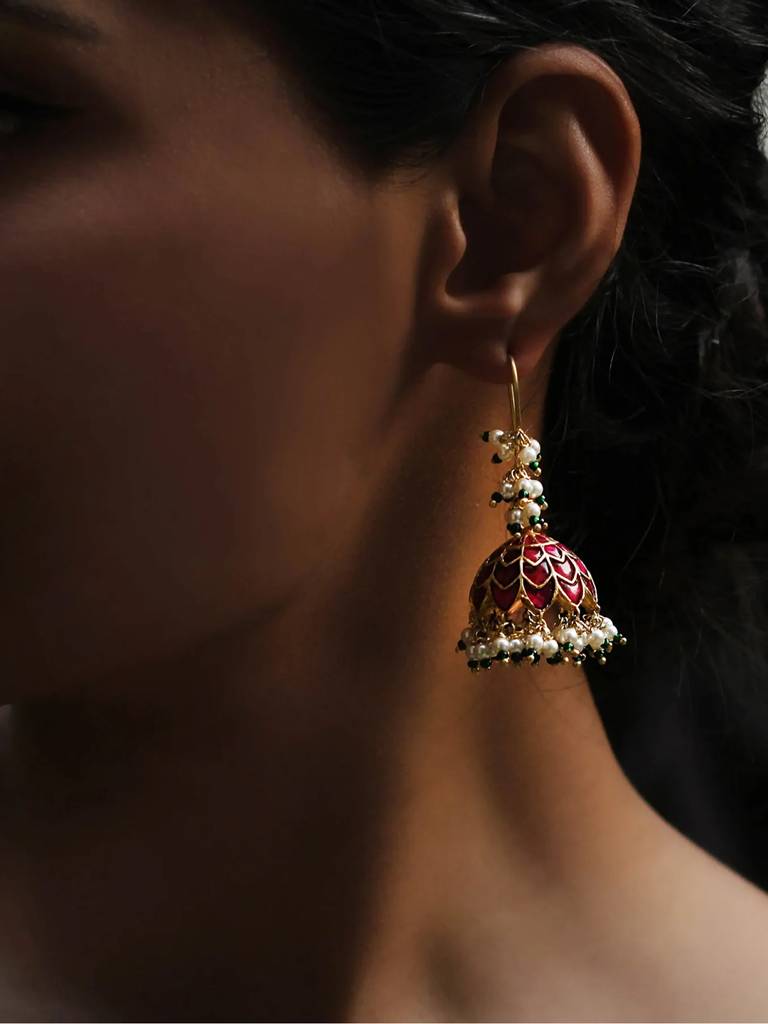 Silver Kundan Elegant Pearly Jhumka : U080SG025E0746