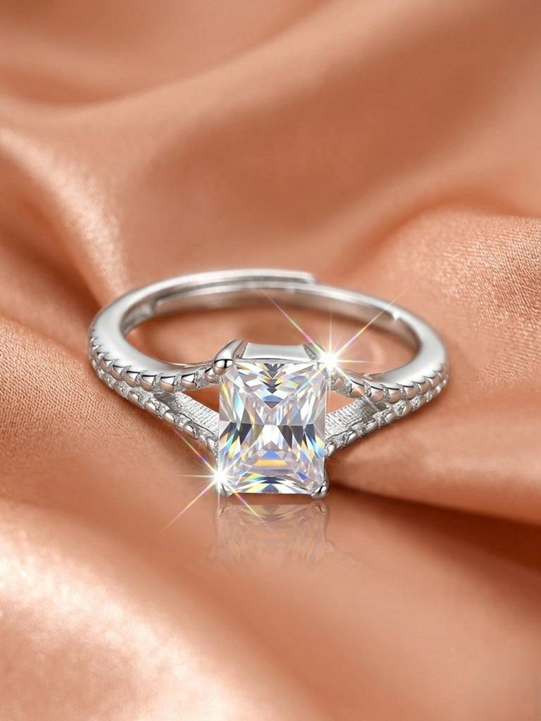 925 Pure Silver The Imperial Emerald-Cut Ring : LR1270